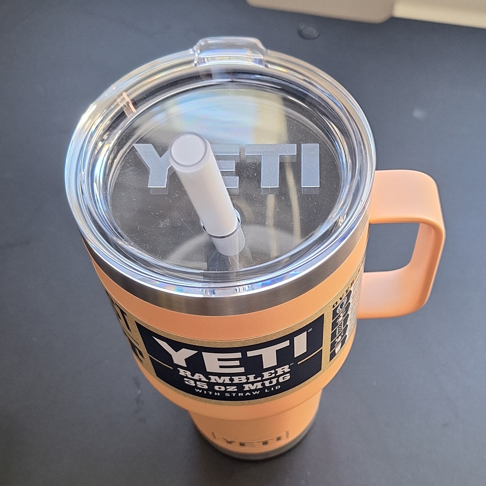 New Yeti Rambler 35 Oz Tumbler Mug & Straw Lid Limited Edition Low-Country Peach - Picture 2 of 4